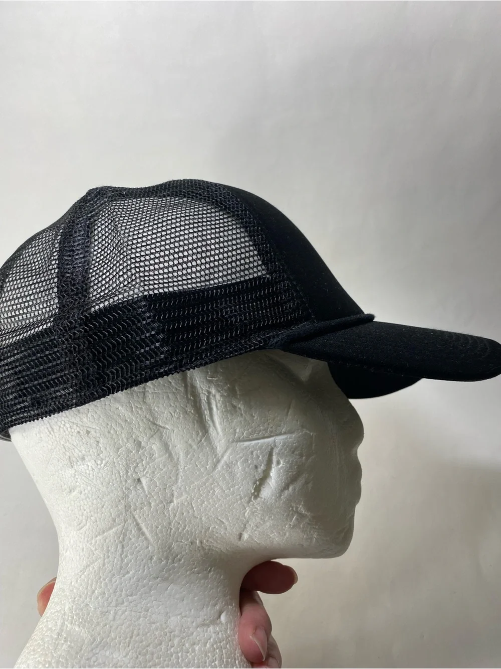 adidas sporty trucker